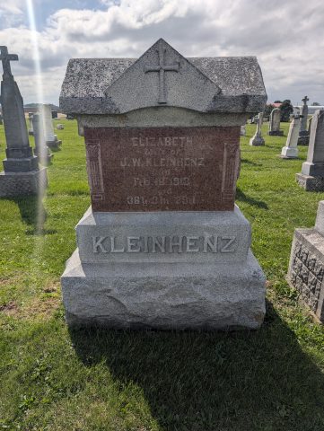 Elizabeth (Kremer) Kleinhenz grave marker in St Rose, Ohio. 1874-1913. Elizabeth is the first wife of John W. Kleinhenz.
